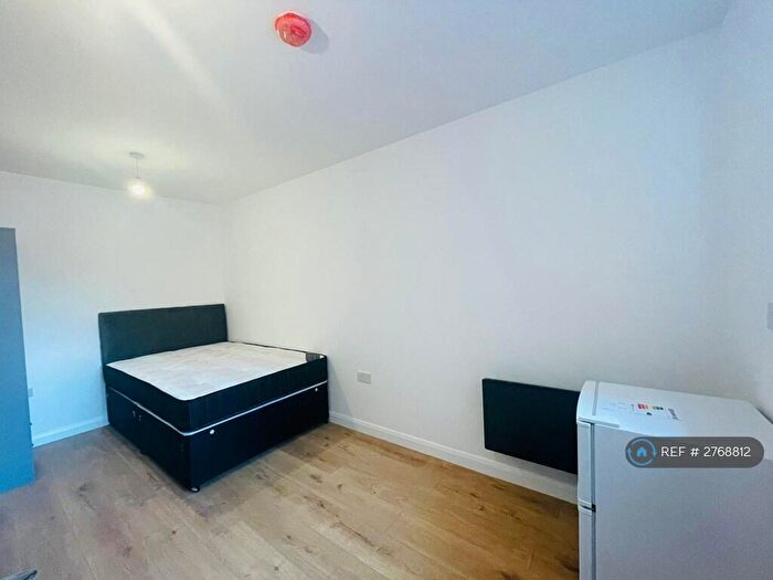 Studio To Rent In Kents Hill, Milton Keynes, MK7