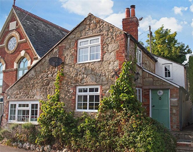 3 Bedroom Cottage For Sale In Town Lane, Chale Green, Ventnor, Isle Of Wight, PO38