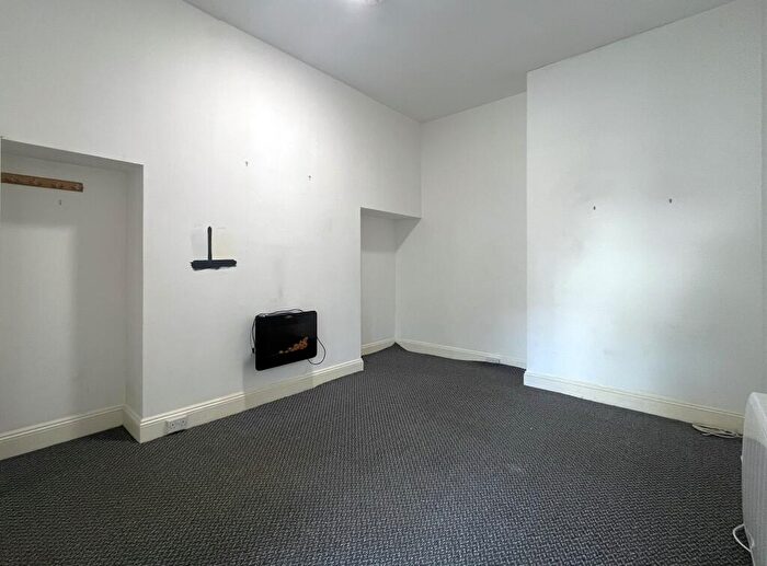 1 Bedroom Flat To Rent In Whitefield Terrace, Greenbank, Plymouth, PL4