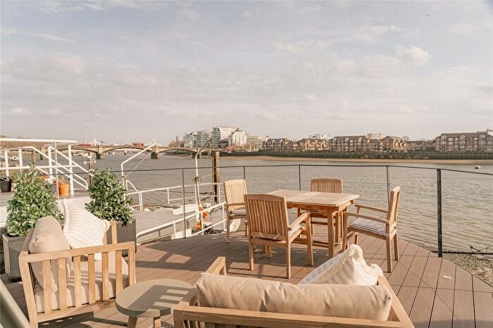 2 Bedroom Houseboat To Rent In Cheyne Walk, Chelsea, SW10