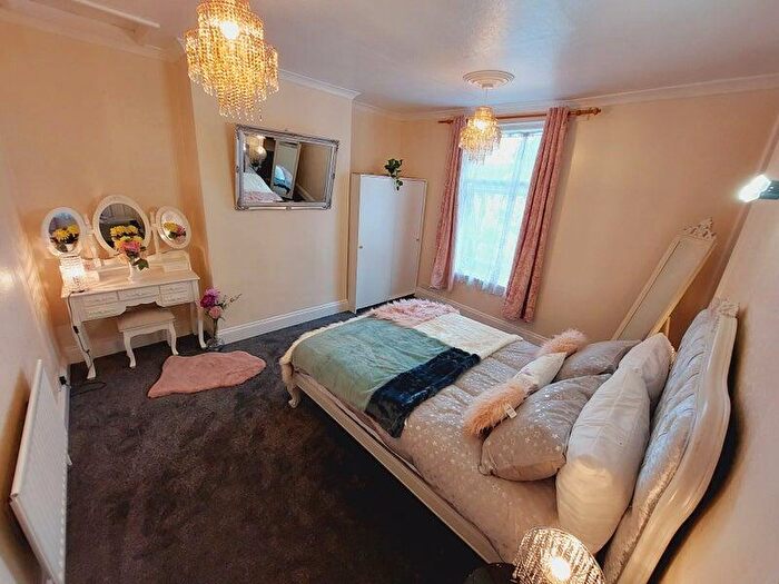 2 Bedroom House To Rent In Saint Luke's Road, Bristol, BS3