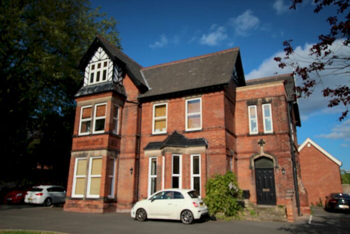 2 Bedroom Flat To Rent In Magdala House, Magdala Road, NG3