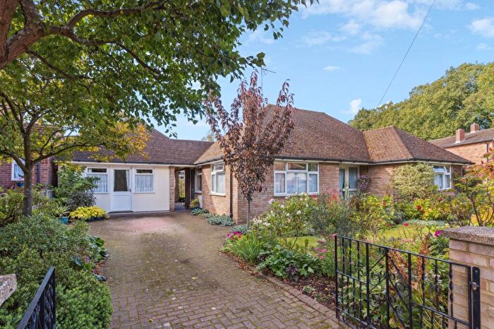 3 Bedroom Bungalow For Sale In Church Street, Clifton, Shefford, SG17