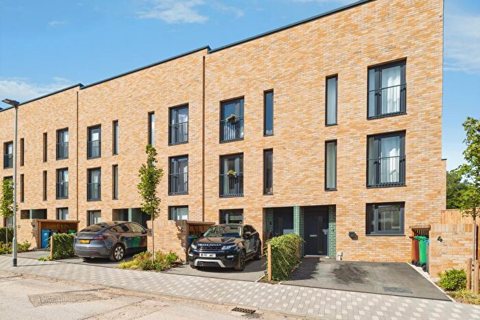 3 Bedroom Town House For Sale In Prosperity Street, Manchester, M40