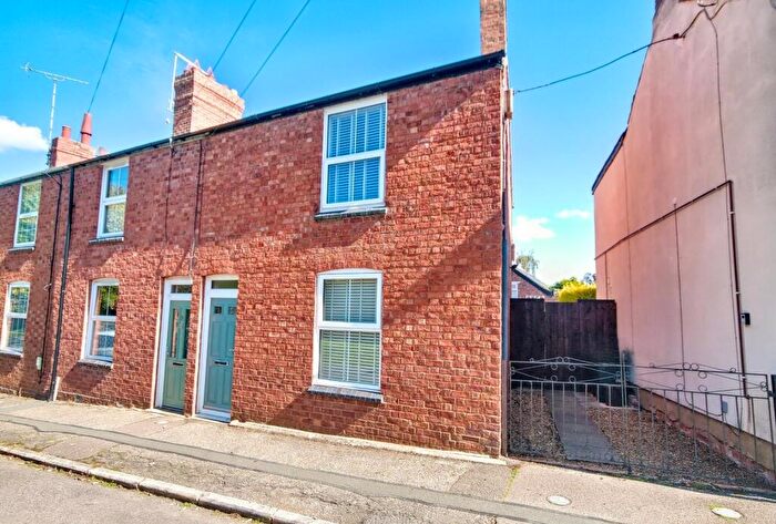 2 Bedroom End Of Terrace House For Sale In School Road, Spratton, Northampton, NN6