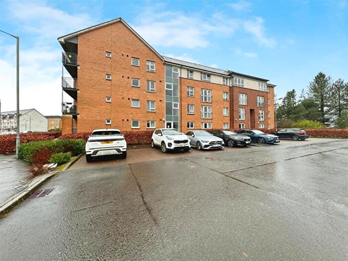 2 Bedroom Flat To Rent In Caledonia Street, Clydebank, G81