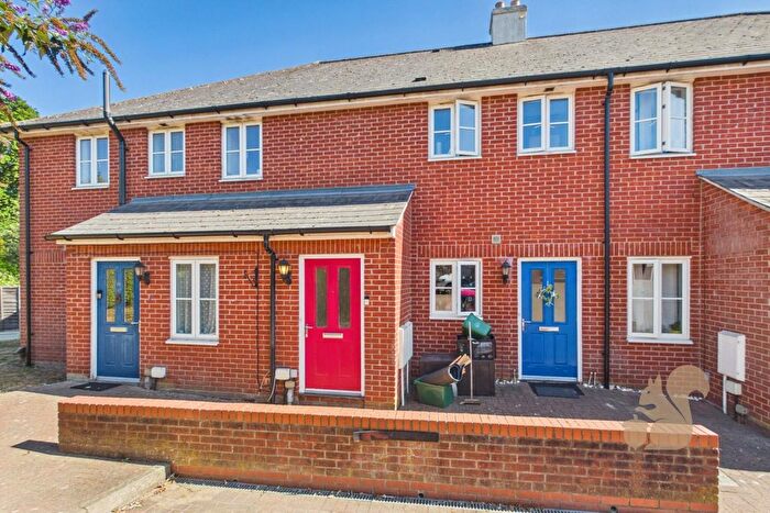 3 Bedroom Maisonette For Sale In Scarletts Road, Colchester, CO1
