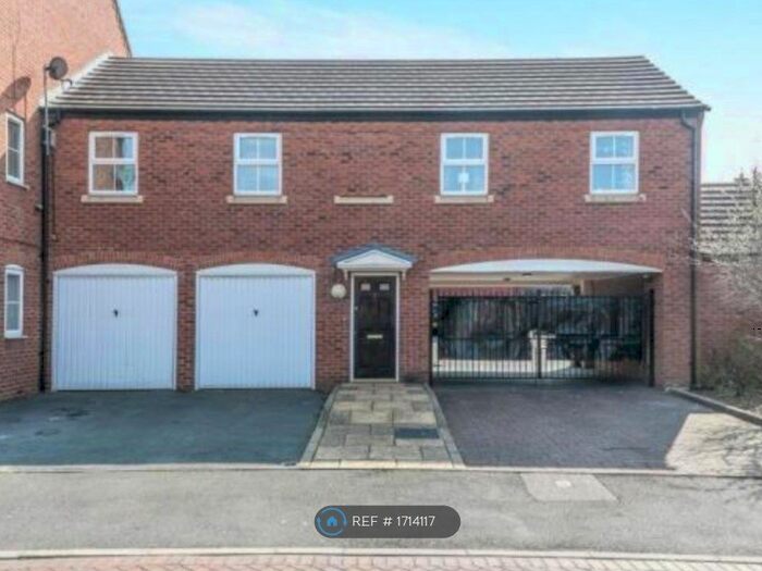 2 Bedroom Semi-Detached House To Rent In Deerstalker Square, Edgbaston, Birmingham, B16