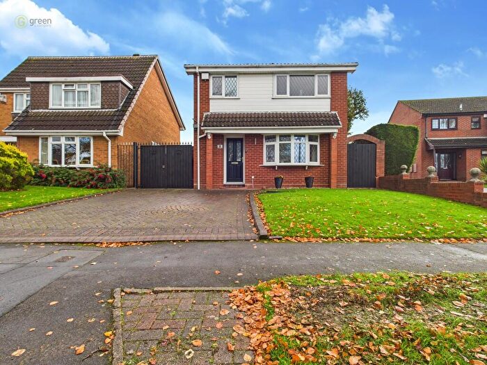 3 Bedroom Detached House For Sale In Park Hall Crescent, Castle Bromwich, B36