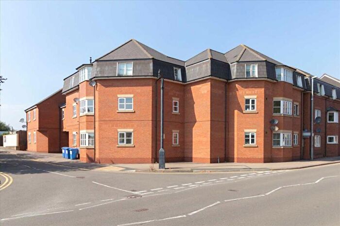 2 Bedroom Apartment For Sale In Piggotts Lane, Burton Latimer, NN15