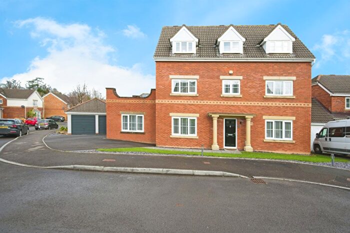 5 Bedroom Detached House For Sale In Bryn Derlwyn, Bridgend, CF31