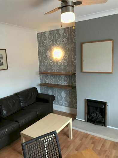 1 Bedroom Flat To Rent In London Road, Portsmouth, PO2