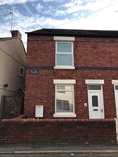2 Bedroom End Of Terrace House To Rent In Victoria Street West, Chesterfield, Derbyshire, S40