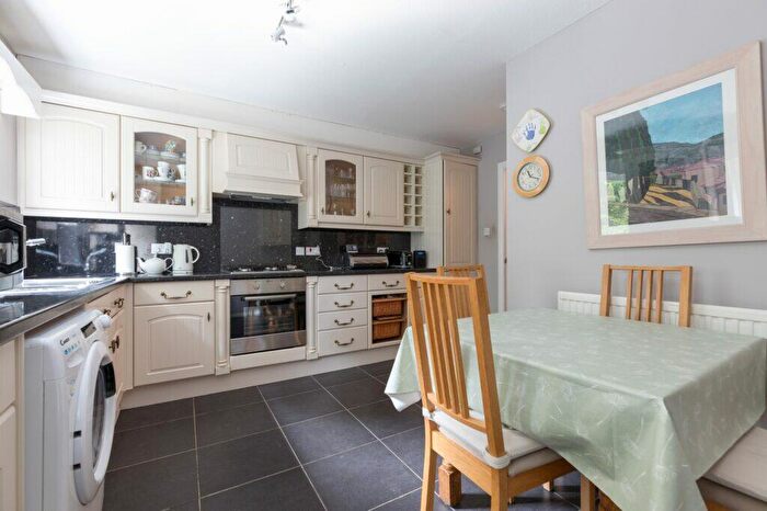 2 Bedroom Apartment For Sale In The Pines, Millholm Road, Cathcart, G44