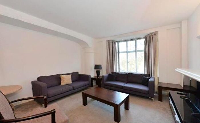 5 Bedroom Property To Rent In Park Road, London, NW8