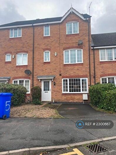 5 Bedroom Terraced House To Rent In Godwin Way, Stoke-On-Trent, ST4