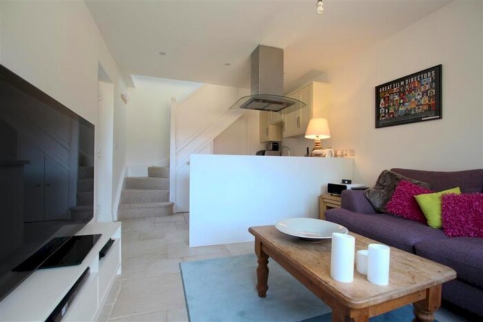 1 Bedroom Flat To Rent In Bethesda Street, Upper Basildon, Reading RG8