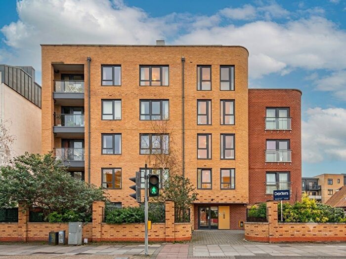 2 Bedroom Flat To Rent In London Road, Isleworth, TW7