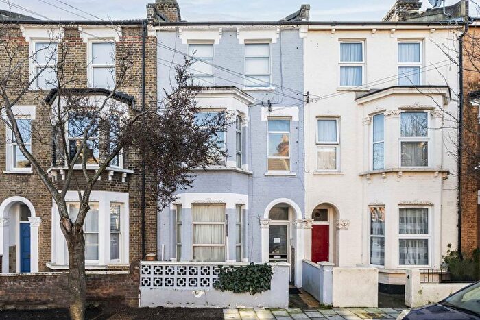 1 Bedroom Flat To Rent In Raeburn Street, Brixton, SW2