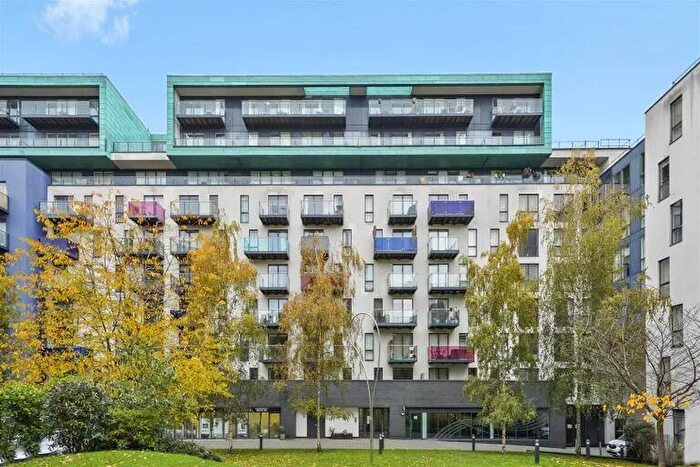 1 Bedroom Apartment To Rent In Connington Road, Lewisham, SE13