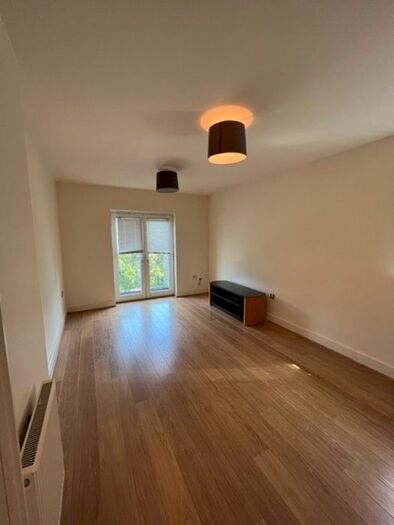 2 Bedroom Flat To Rent In Wimborne Road, Winton, Bournemouth, BH2