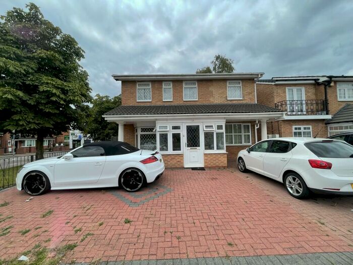 4 Bedroom Detached House To Rent In Lincoln Street, Balsall Heath, B12