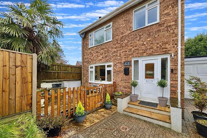 3 Bedroom Link Detached House For Sale In Caudle Close, Ruardean, GL17