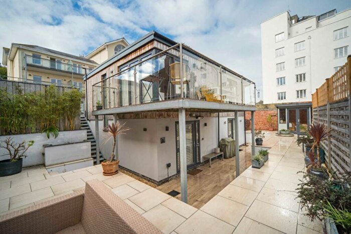 3 Bedroom House To Rent In The Grove, Cowes, PO31