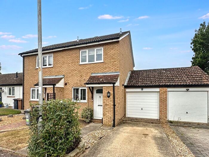 2 Bedroom Semi-Detached House For Sale In Barley Rise, Baldock, SG7