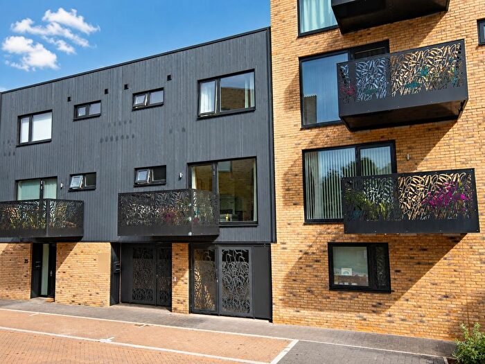 2 Bedroom Flat To Rent In Hartree Lane, Cambridge, CB2