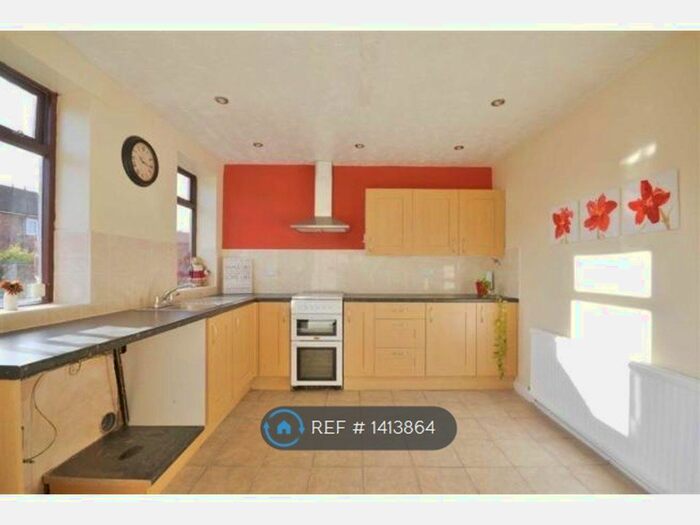 3 Bedroom Terraced House To Rent In Maple Crescent, Leigh, WN7