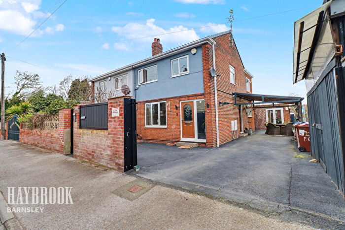 3 Bedroom Semi Detached House For Sale In Beech Road, Shafton, S72