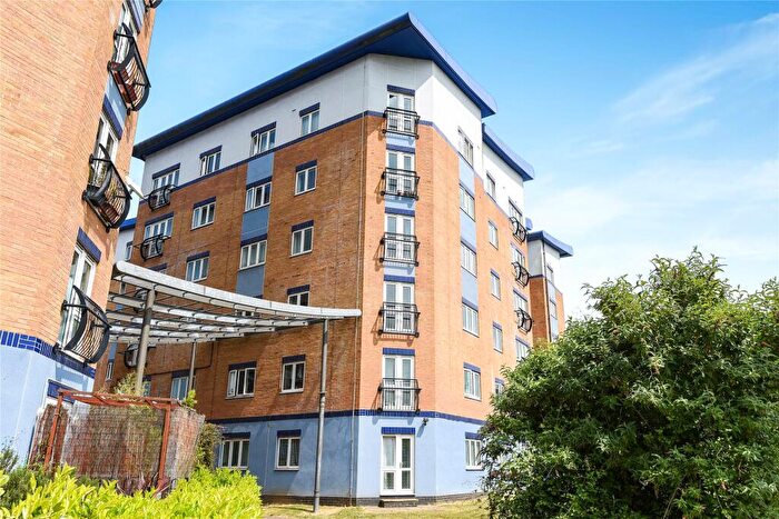 2 Bedroom Apartment To Rent In Luscinia View, Napier Road, Reading, Berkshire, RG1