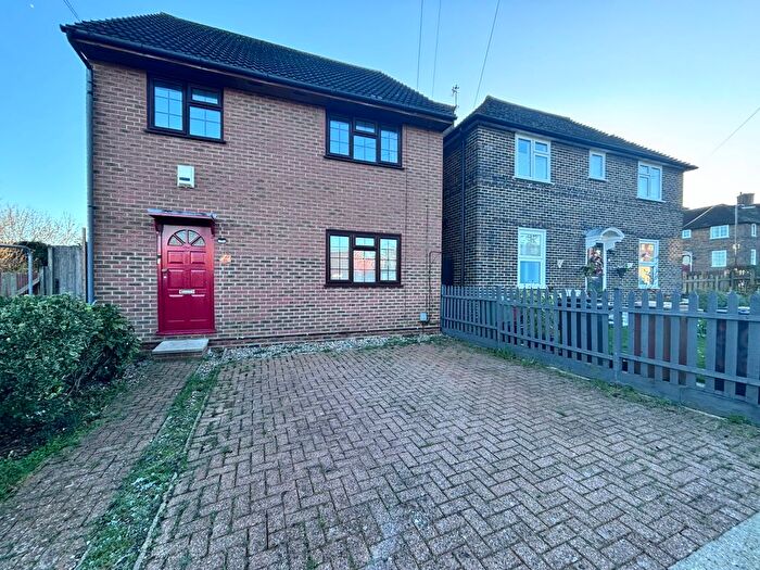 2 Bedroom Maisonette To Rent In Winslow Grove, London, E4