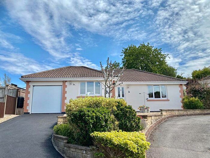 3 Bedroom Detached Bungalow For Sale In King Street, Warminster, BA12