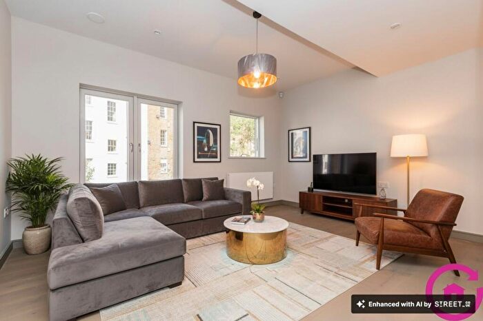 2 Bedroom Town House To Rent In Lansdown Crescent Lane, Cheltenham, GL50