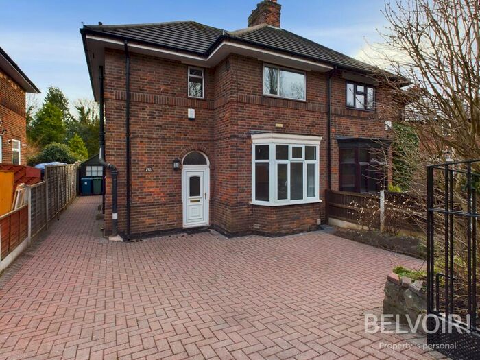 3 Bedroom Semi-Detached House To Rent In Weston Road, Stafford, ST16