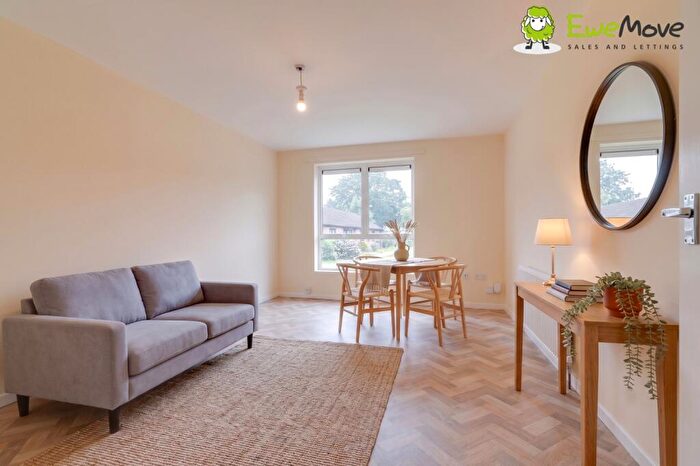 1 Bedroom Terraced House To Rent In Blakeney Road, Stevenage, SG1