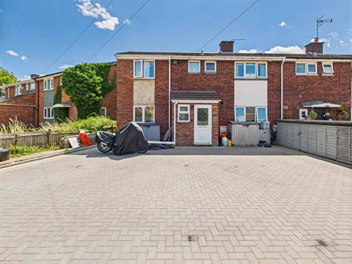 5 Bedroom Semi Detached House For Sale In Innsworth Lane, Churchdown, Gloucester, GL3