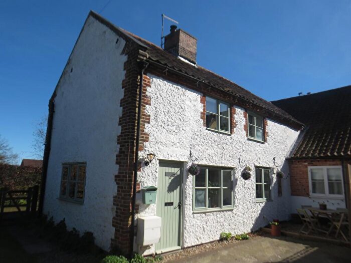 2 Bedroom Character Property For Sale In Pearsons Road, Holt, NR25