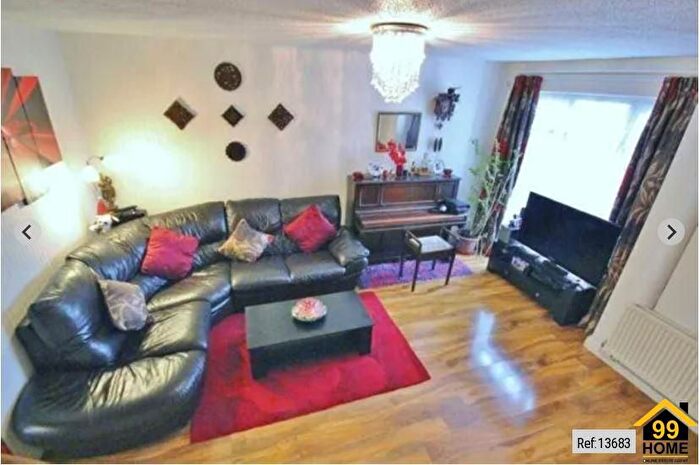4 Bedroom Terraced House To Rent In St. James Road, Sutton, Cheam, SM1