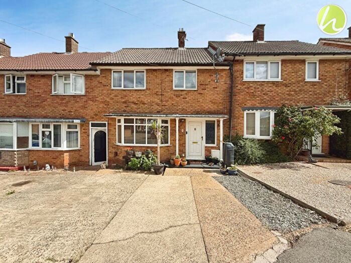 3 Bedroom Terraced House For Sale In Nursery Road, Stanford-Le-Hope, SS17
