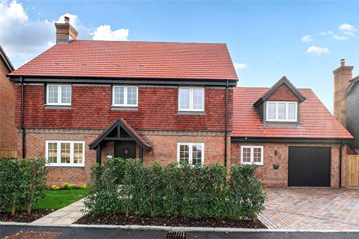 4 Bedroom Detached House For Sale In Bowbrook Copse, Monk Sherborne Road, Charter Alley, Hampshire, RG26