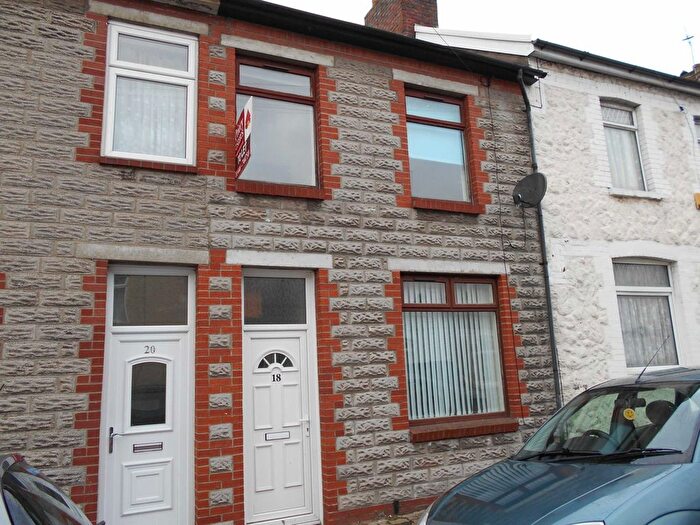 3 Bedroom Terraced House To Rent In Llewellyn Street, Barry, CF63