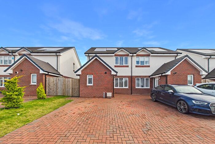 3 Bedroom Semi Detached House For Sale In Shearwater Grove, Lesmahagow, Lanark, ML11