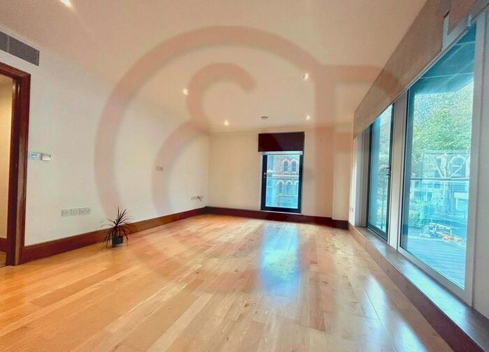 2 Bedroom Flat To Rent In Marlborough Road, Chiswick, W4