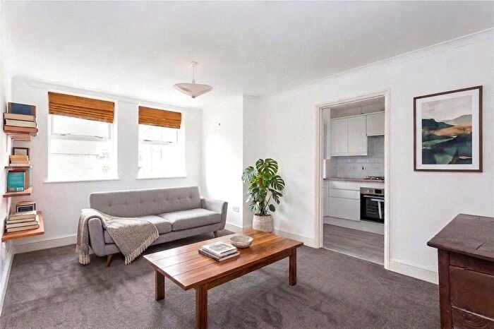 1 Bedroom Flat To Rent In Albion Road, Stoke Newington, N16