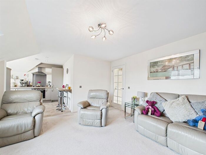 2 Bedroom Flat For Sale In School Field Road, Rattray, Blairgowrie, PH10