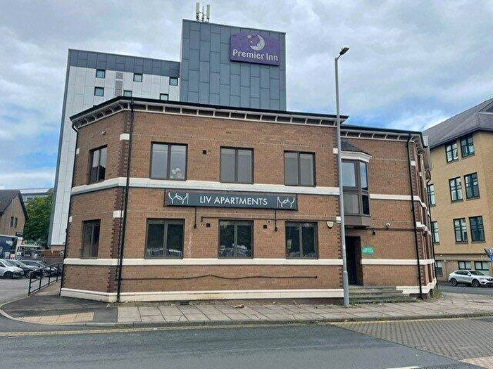 1 Bedroom Flat To Rent In Liv Apartments, George Street, Bradford, West Yorkshire, BD1