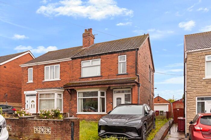 3 Bedroom Semi-Detached House For Sale In Reginald Road, Scunthorpe, North Lincs, DN15